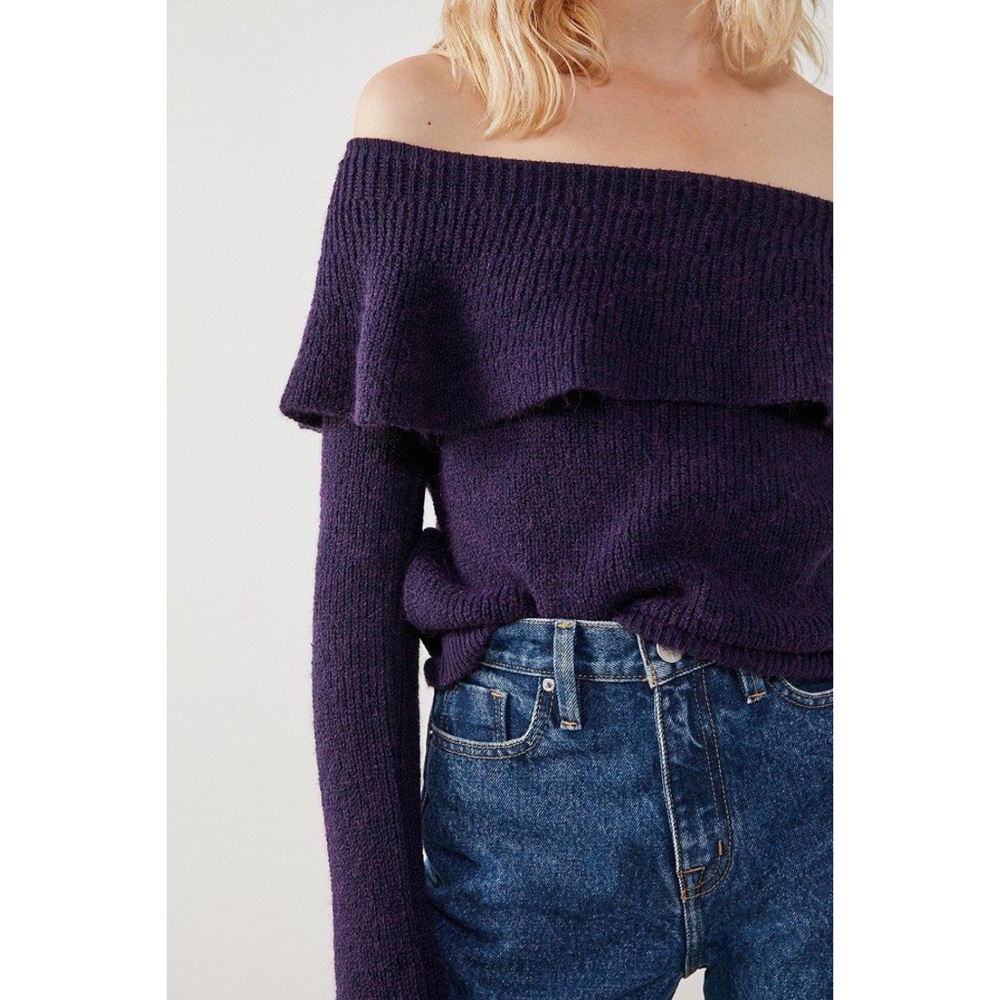 Kimchi UO Chrissy Off-The-Shoulder Ruffle Sweater